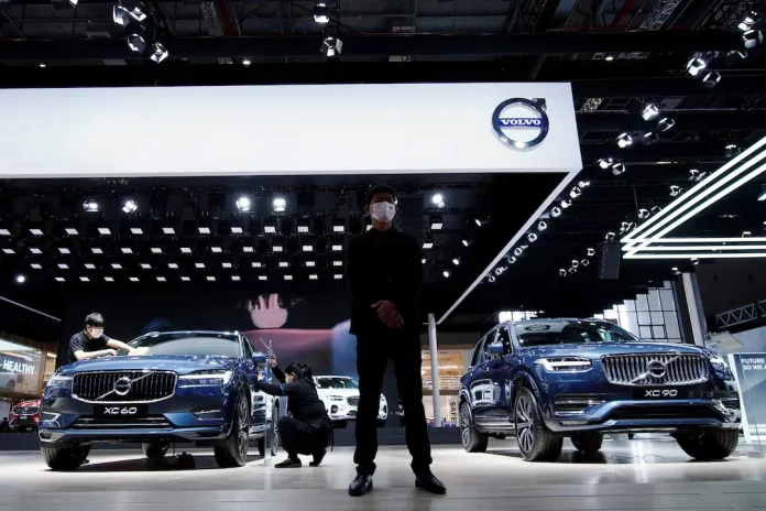 Volvo Cars is planning to integrate Geely's Qianli HaoHan G-ASD autonomous driving solution into its vehicles, with mass deployment targeted for early 2027 — a significant step in China-Europe automotive technology collaboration.
