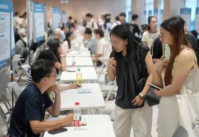 Chinese tech giants are aggressively recruiting top AI researchers from Silicon Valley, capitalizing on US immigration uncertainty and chip export controls, as former OpenAI and Google DeepMind scientists take senior roles in China.