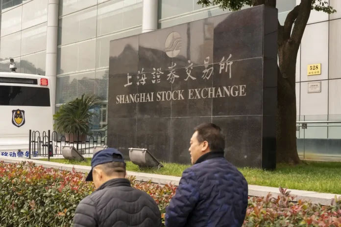 SCMP reports a Bank of America survey showing a rising China cohort preference for AI and chips in August, despite a July global chip sell-off backdrop.